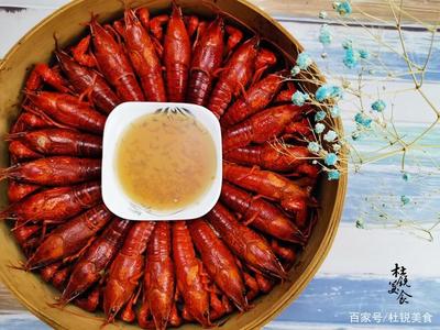 拒絕重調(diào)料，還原真滋味 品味原汁原味小龍蝦的清香真諦